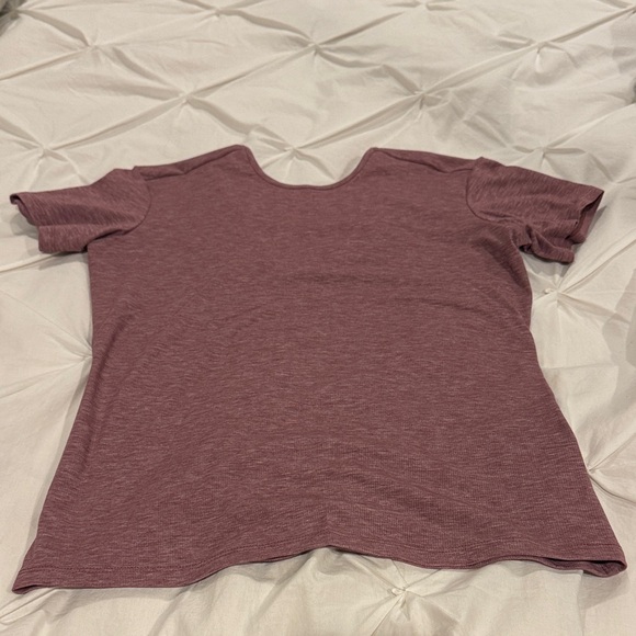 The North Face Women's Short Sleeve Tee with Scoop Back - Picture 2 of 5